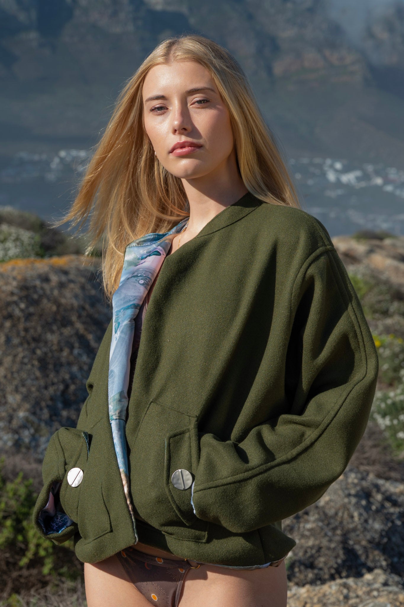 M&M REVERSIBLE OLIVE